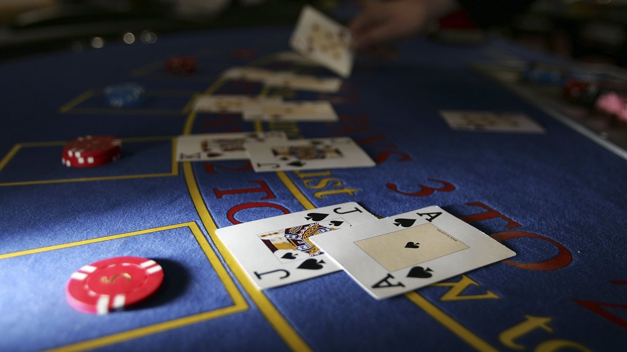 Real cash games are available in the online casinos in order to start the gaming process