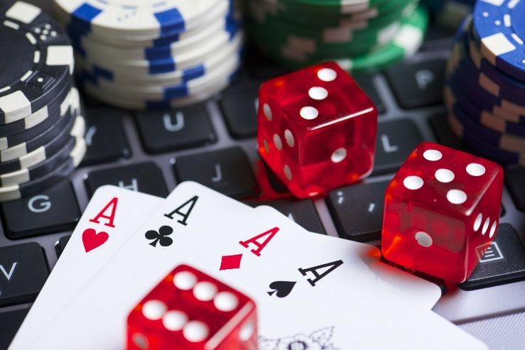 Is safe to play poker games in online?