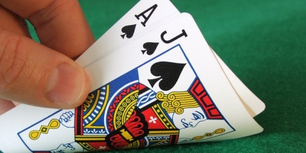 What is the real advantage of online casino site?
