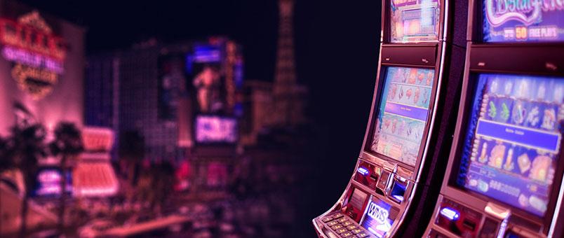 Look for the tips to play and win online slots